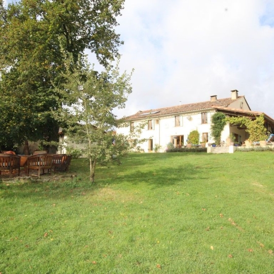  Annonces FOIX : Domaines / Propriétés | FOIX (09000) | 300 m2 | 550 000 € 