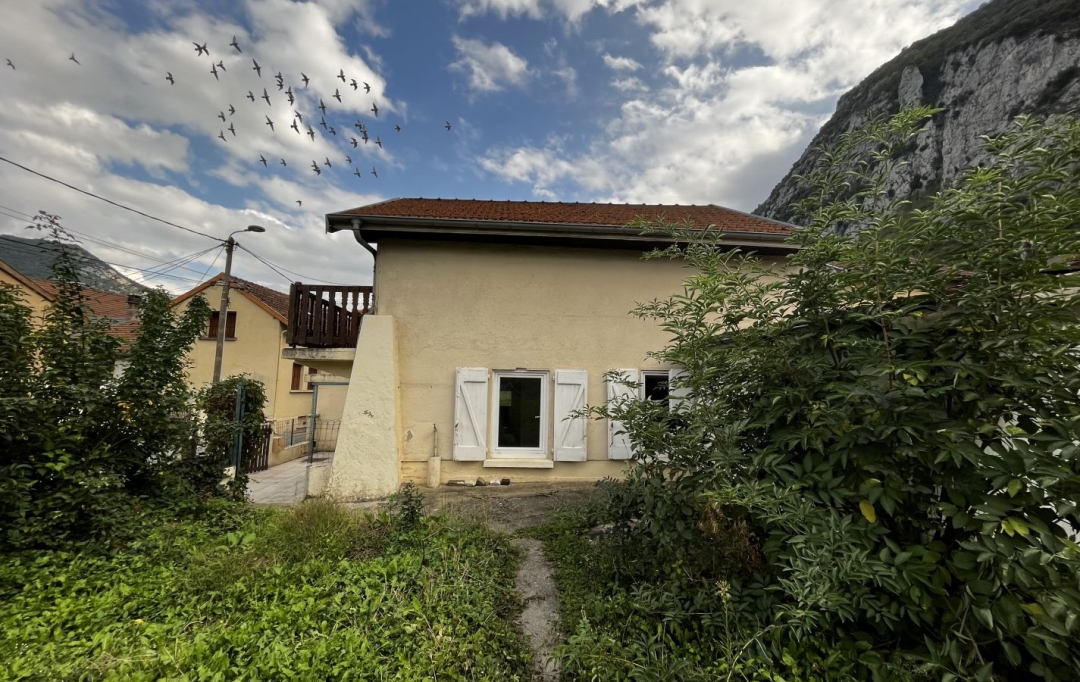 Annonces FOIX : Maison / Villa | TARASCON-SUR-ARIEGE (09400) | 49 m2 | 67 000 € 