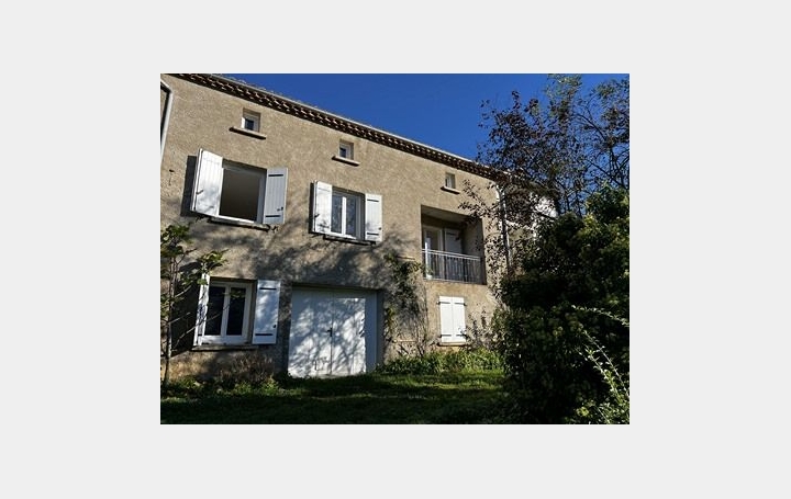 Maison   CADARCET  61 m2 700 € 